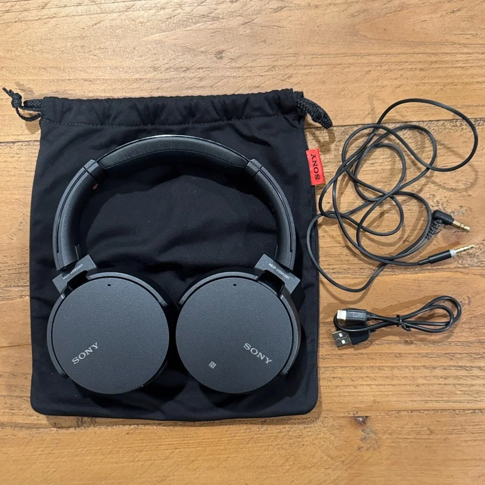 Sony MDR-XB950N1 Wireless Over-Ear Headphones, Noise Canceling - Picture 2 of 16